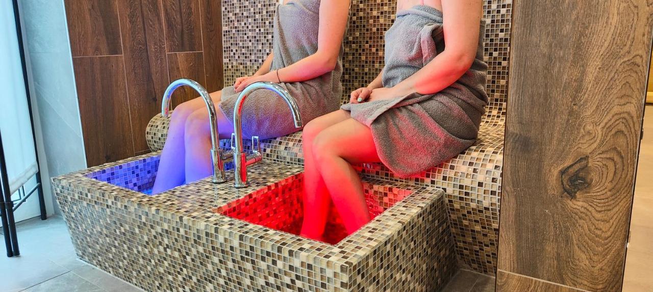Amelia Zdroj Medical & Spa イボニチ・ズドルイ エクステリア 写真